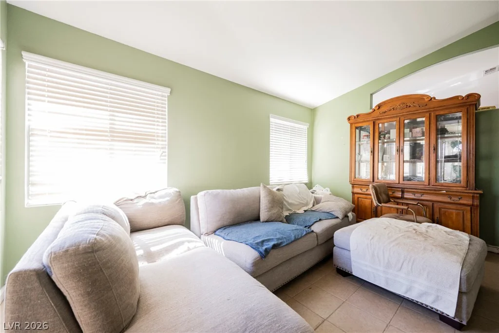 4435 Willowhill, Las Vegas, NV 89147