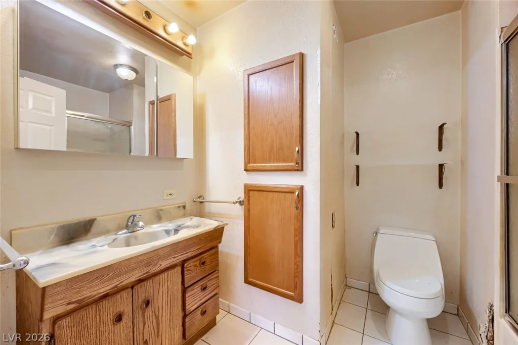 2031 Crawford, North Las Vegas, NV 89030