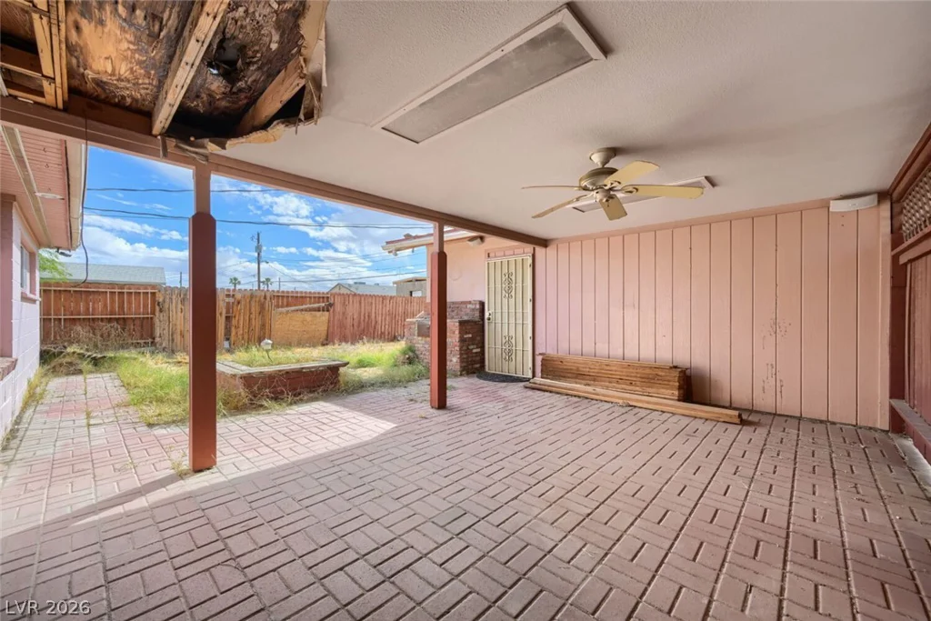 2031 Crawford, North Las Vegas, NV 89030