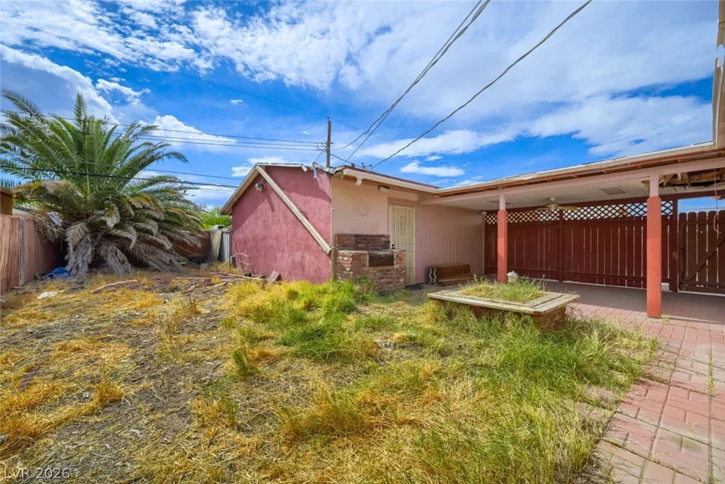 2031 Crawford, North Las Vegas, NV 89030