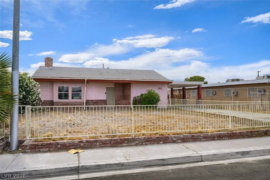 2031 Crawford, North Las Vegas, NV 89030