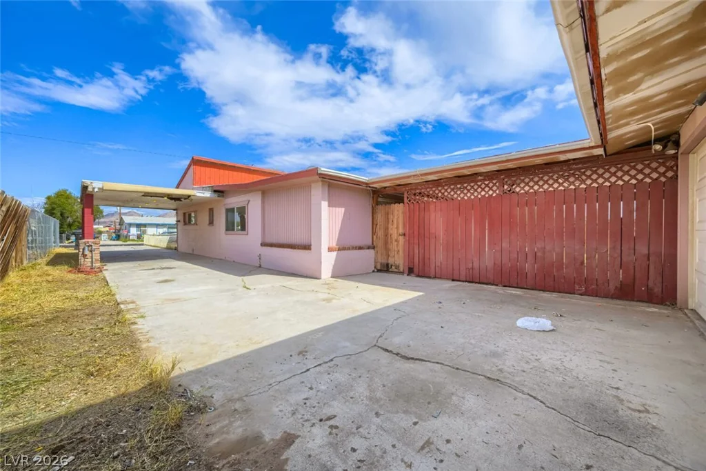 2031 Crawford, North Las Vegas, NV 89030