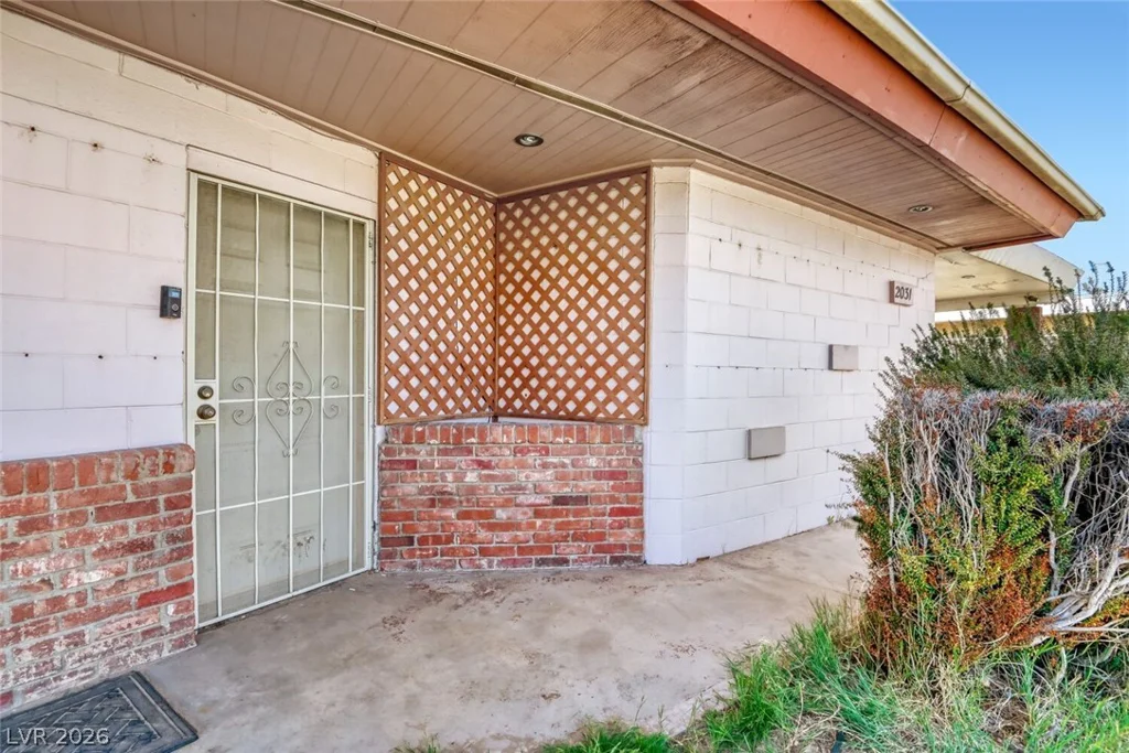 2031 Crawford, North Las Vegas, NV 89030