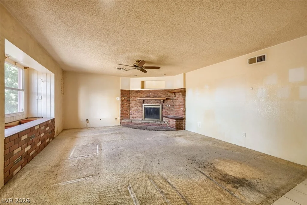 2031 Crawford, North Las Vegas, NV 89030