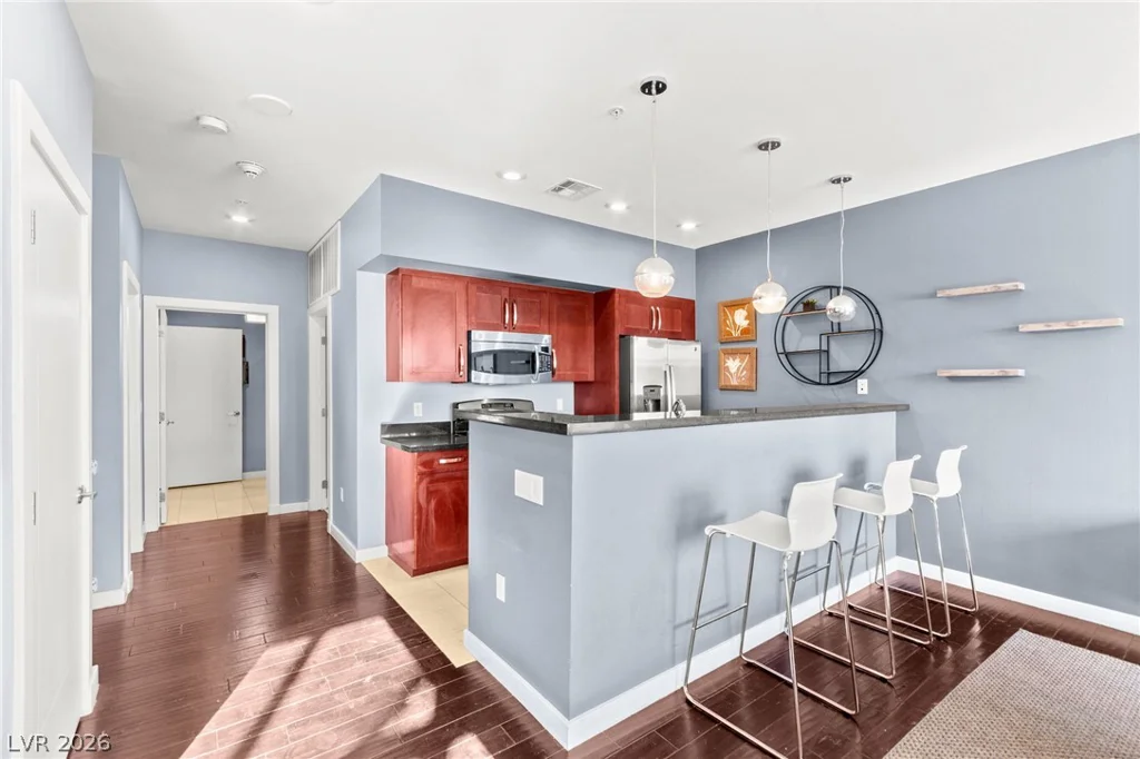 4555 Dean Martin, Las Vegas, NV 89103