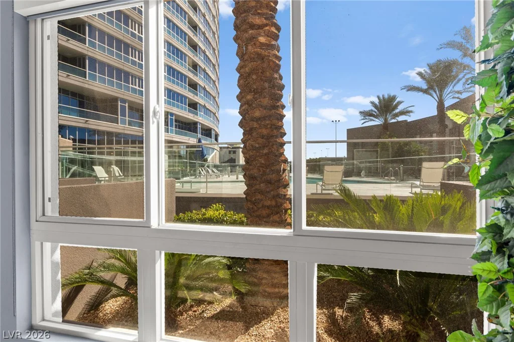 4555 Dean Martin, Las Vegas, NV 89103