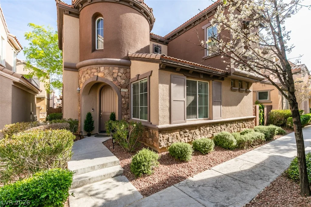2374 Malaga Peak, Las Vegas, NV 89135