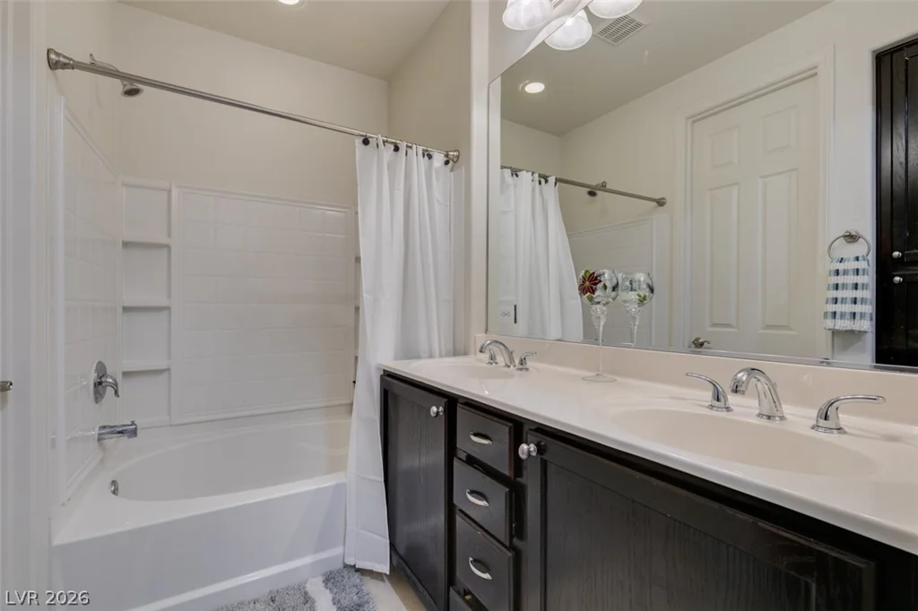 2374 Malaga Peak, Las Vegas, NV 89135