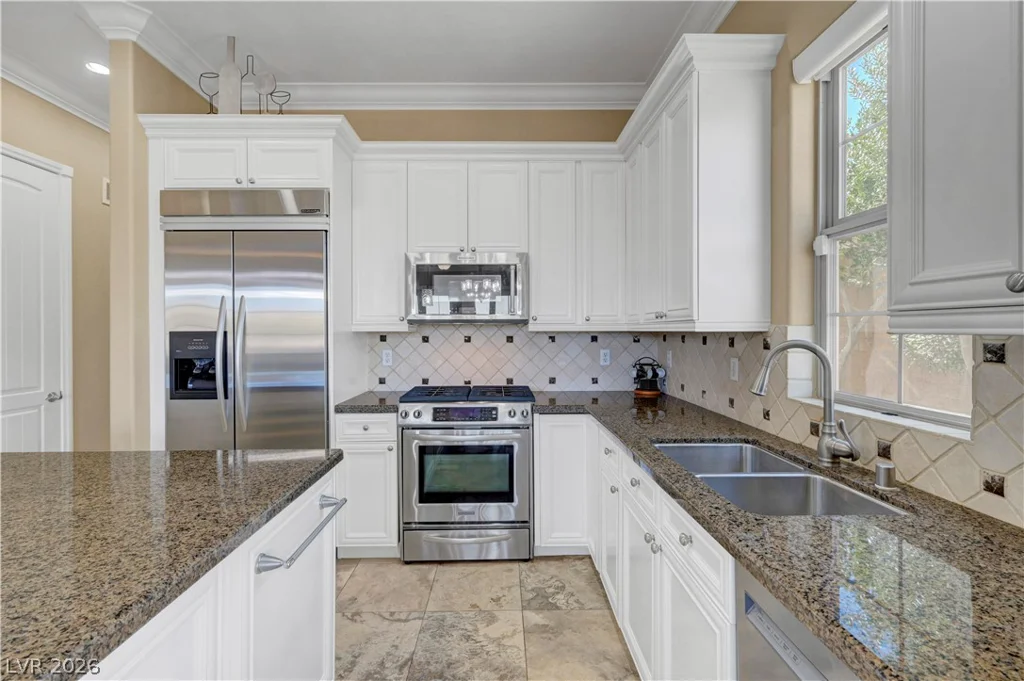 10 Via Visione, Henderson, NV 89011