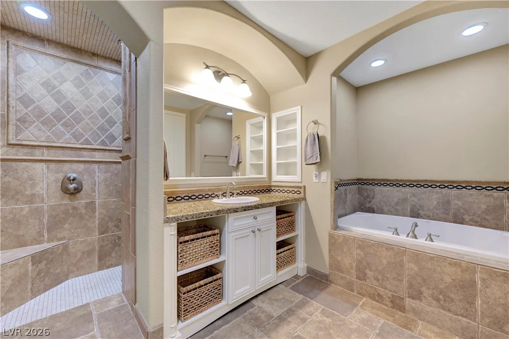 10 Via Visione, Henderson, NV 89011