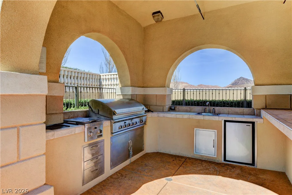 10 Via Visione, Henderson, NV 89011