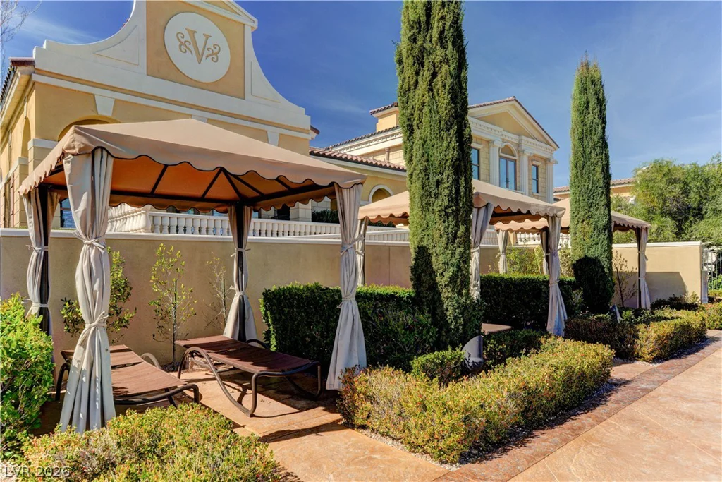 10 Via Visione, Henderson, NV 89011