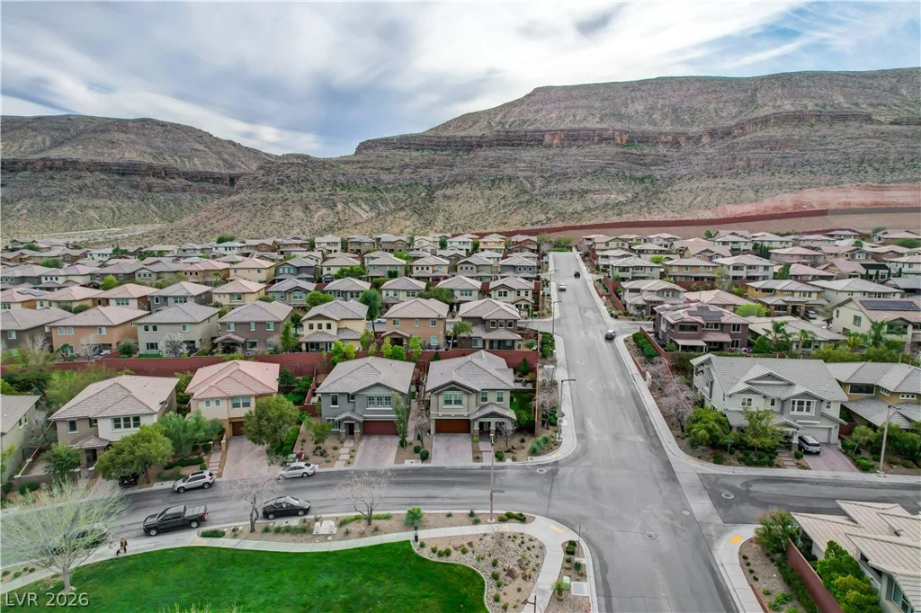 10697 Acacia Park, Las Vegas, NV 89135