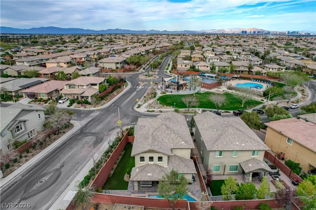 10697 Acacia Park, Las Vegas, NV 89135