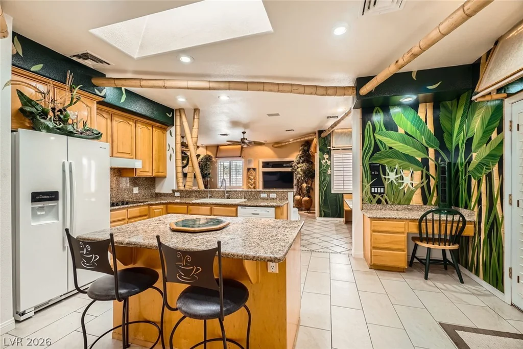 3290 Vicki, Las Vegas, NV 89139