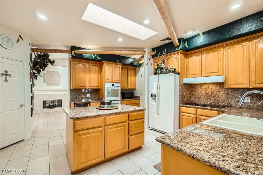 3290 Vicki, Las Vegas, NV 89139