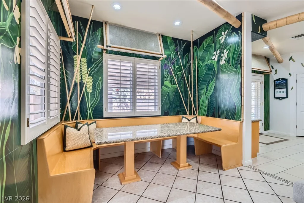 3290 Vicki, Las Vegas, NV 89139