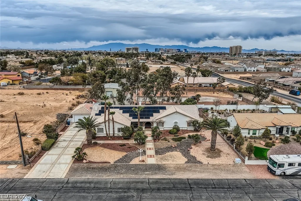 3290 Vicki, Las Vegas, NV 89139