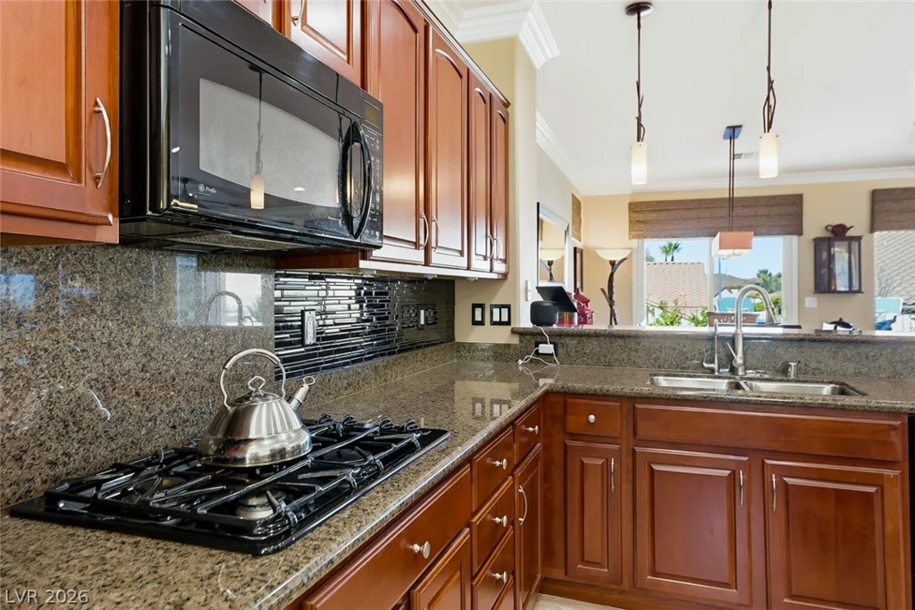 2404 Ozark Plateau, Henderson, NV 89044