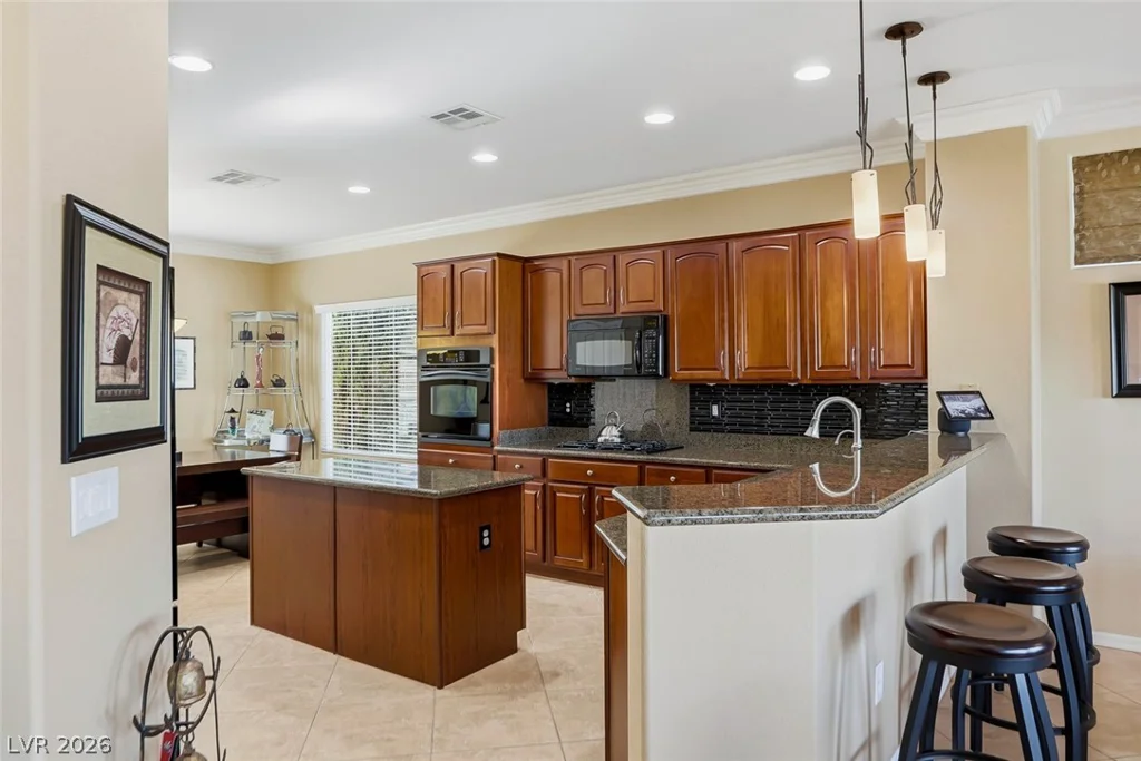 2404 Ozark Plateau, Henderson, NV 89044