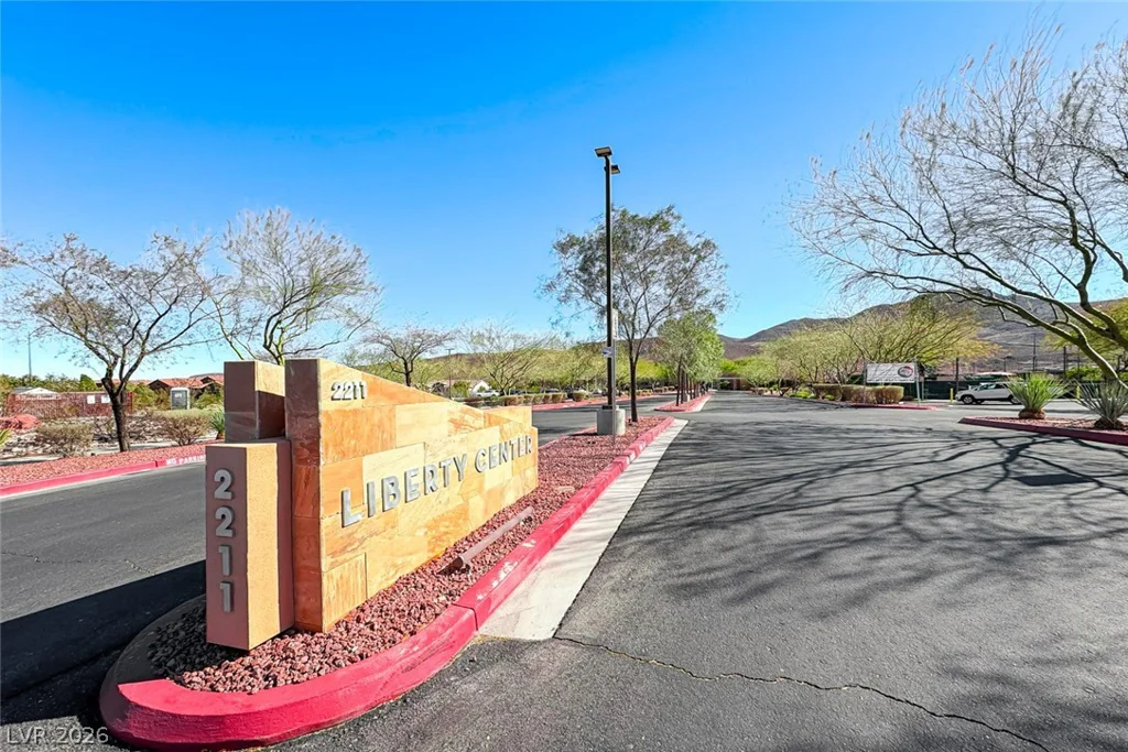 2404 Ozark Plateau, Henderson, NV 89044