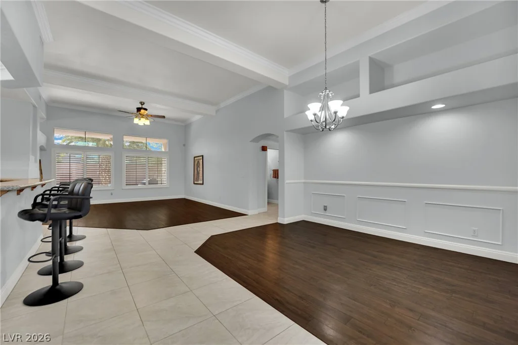 5905 Glenmere, Las Vegas, NV 89131