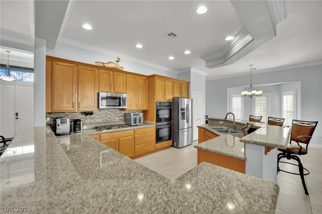 5905 Glenmere, Las Vegas, NV 89131