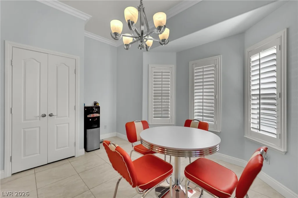 5905 Glenmere, Las Vegas, NV 89131