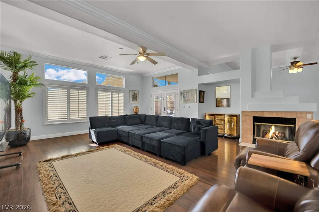 5905 Glenmere, Las Vegas, NV 89131