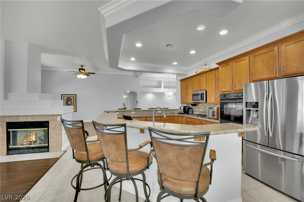 5905 Glenmere, Las Vegas, NV 89131