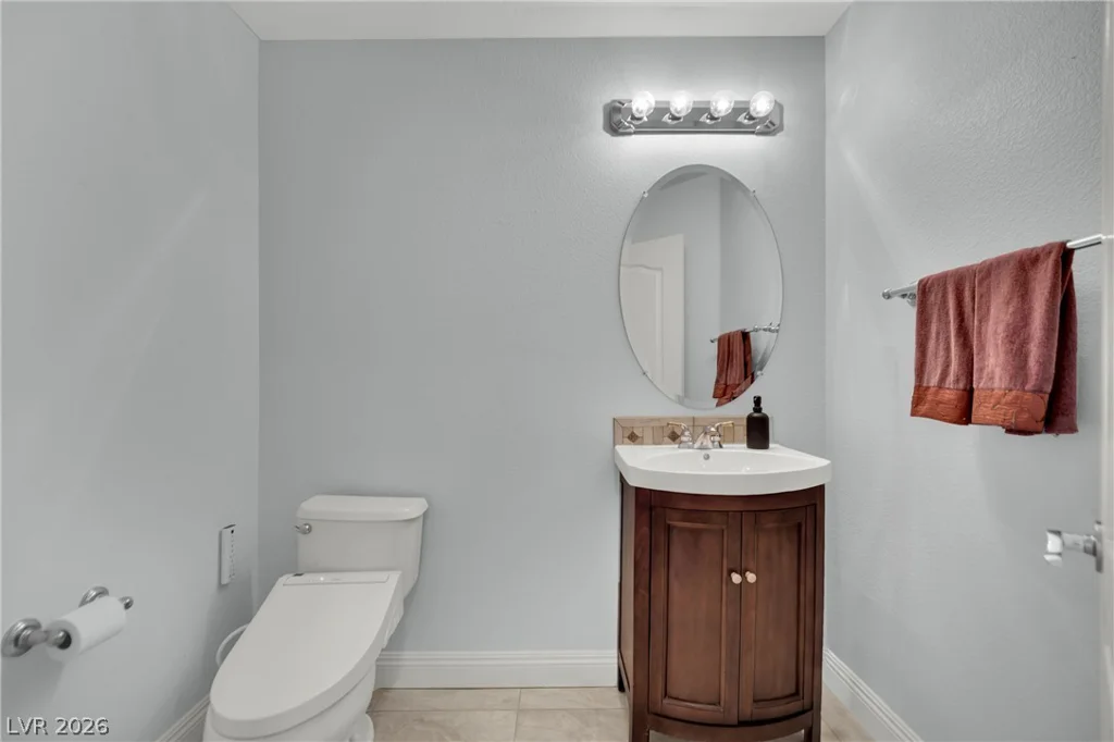 5905 Glenmere, Las Vegas, NV 89131
