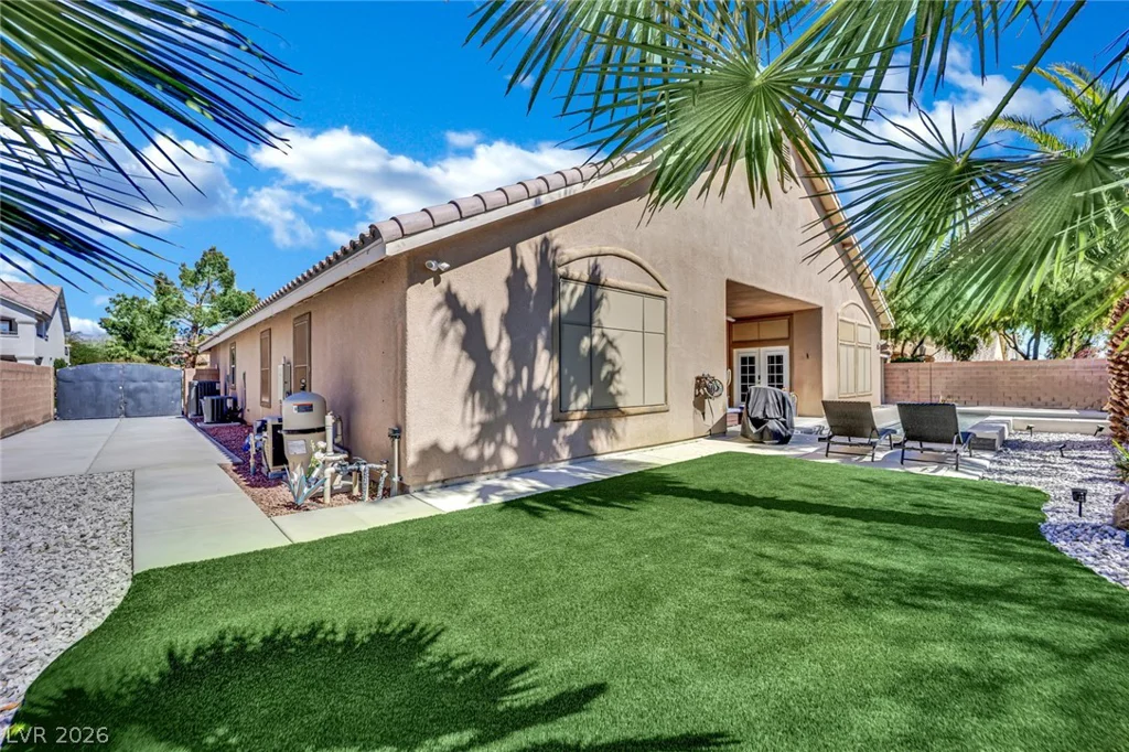 5905 Glenmere, Las Vegas, NV 89131