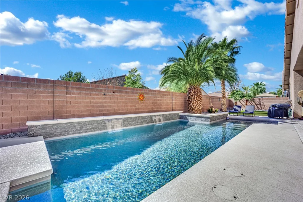 5905 Glenmere, Las Vegas, NV 89131