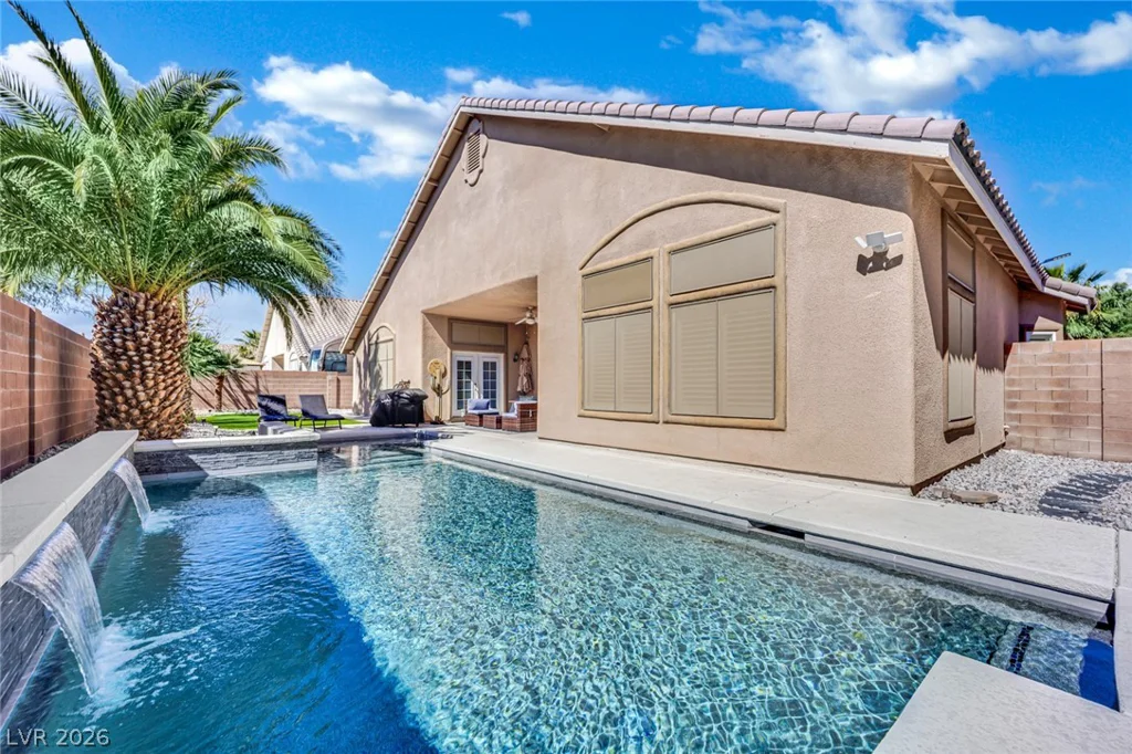 5905 Glenmere, Las Vegas, NV 89131