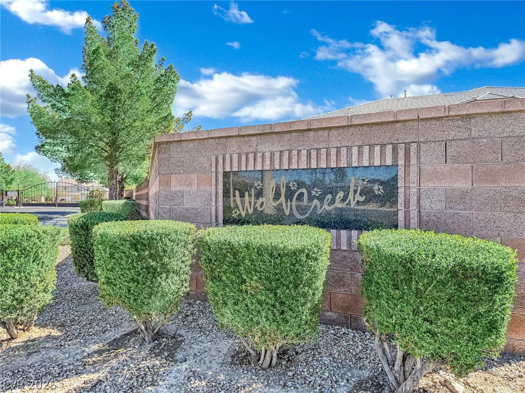 5905 Glenmere, Las Vegas, NV 89131