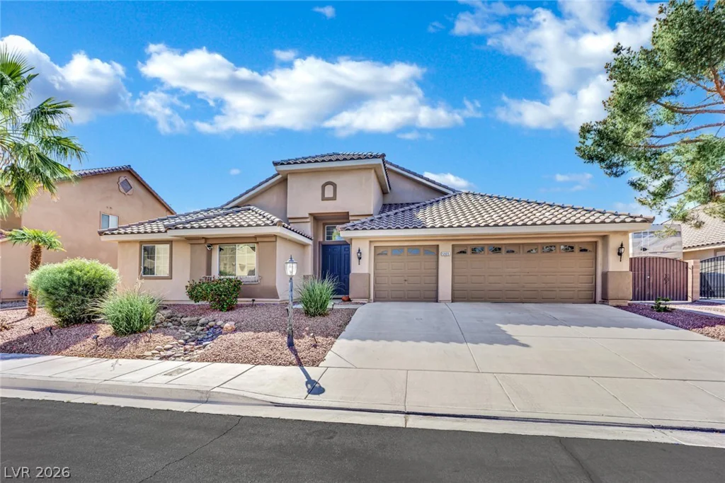 5905 Glenmere, Las Vegas, NV 89131