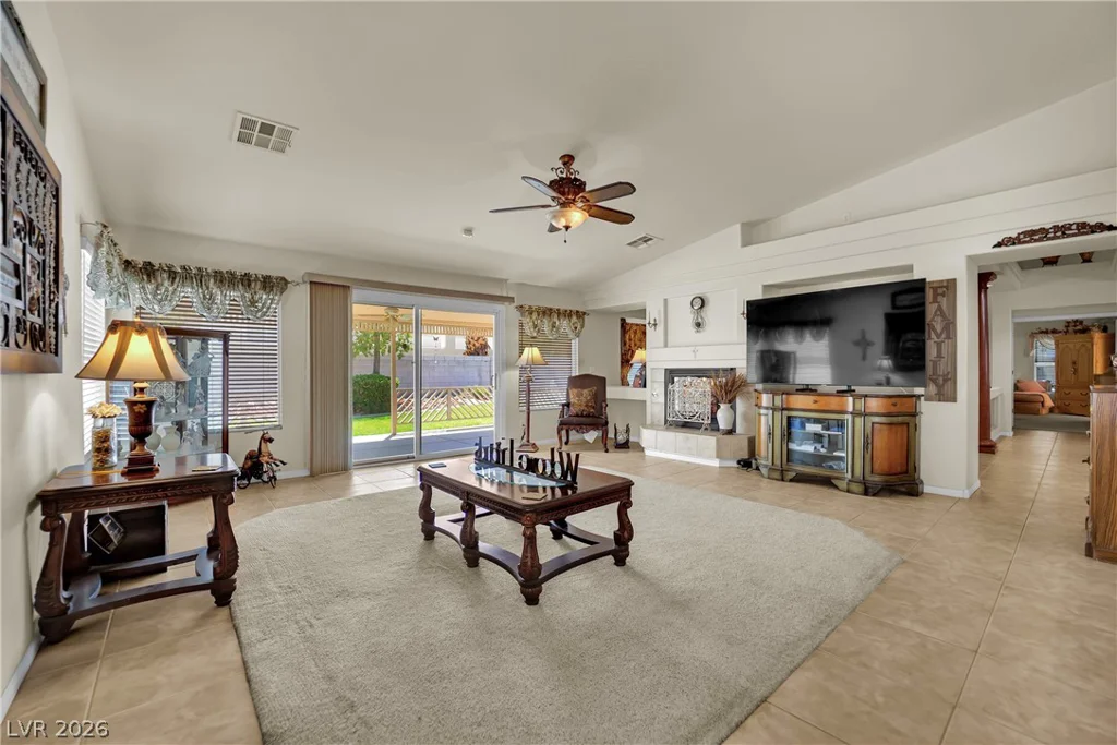 9144 Amber Waves, Las Vegas, NV 89123