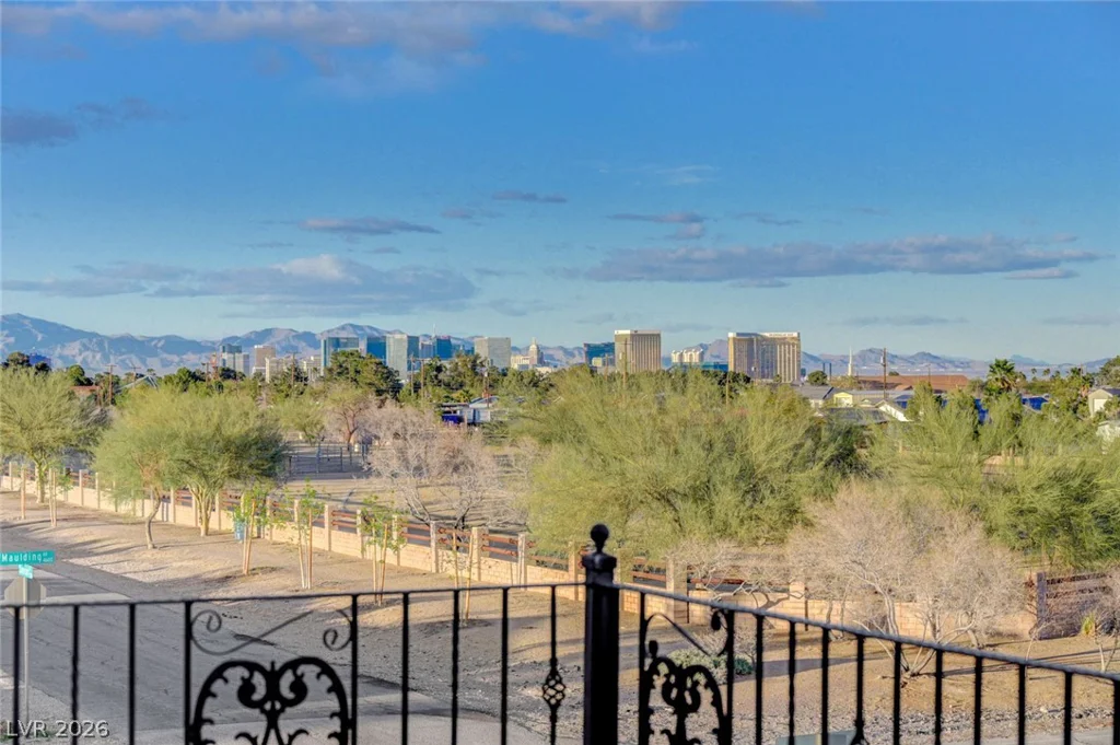 7616 Rafter, Las Vegas, NV 89139