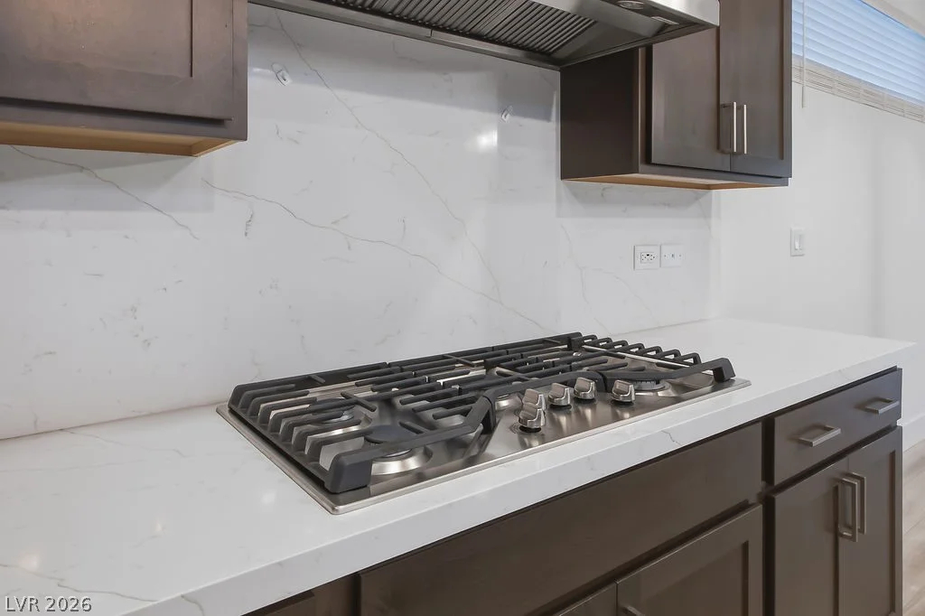 9958 Egan Valley, Las Vegas, NV 89166
