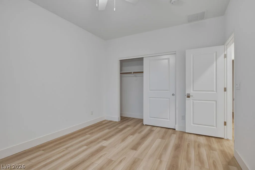 9958 Egan Valley, Las Vegas, NV 89166
