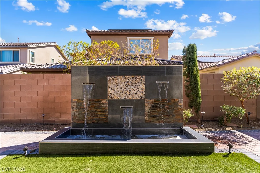 12816 Alcores, Las Vegas, NV 89141