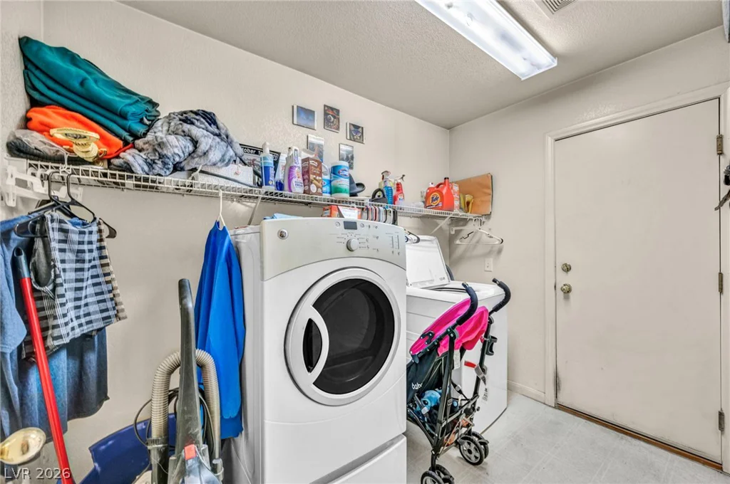 3380 Blue Ash, Las Vegas, NV 89122