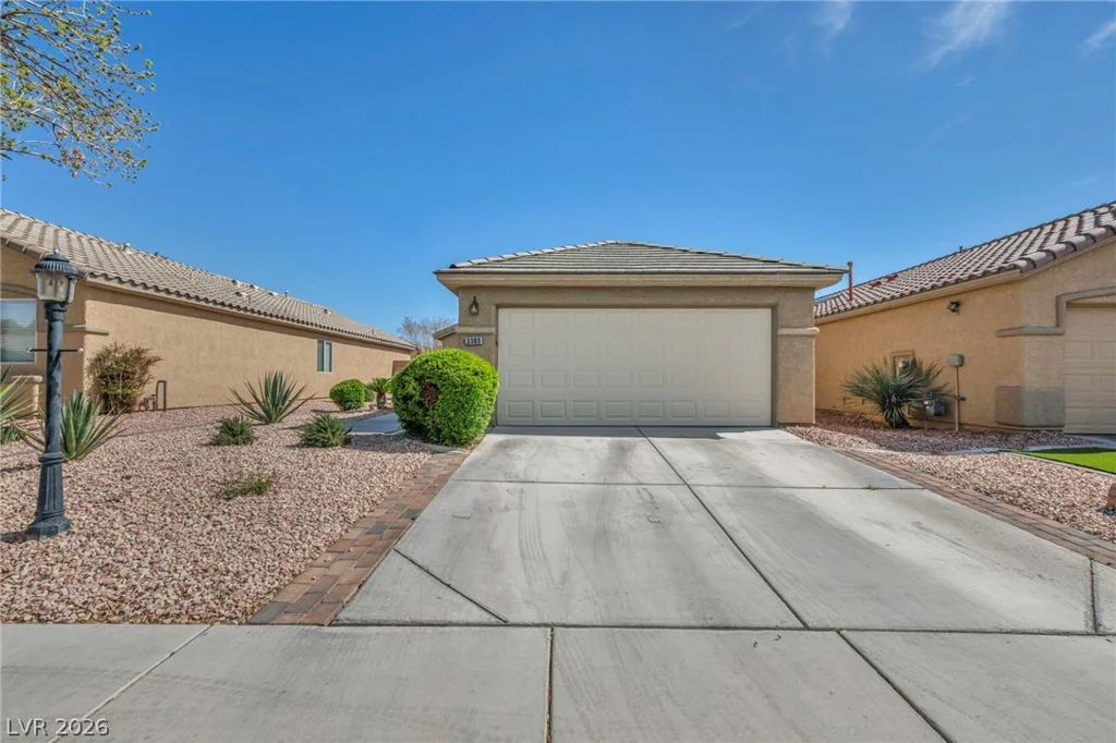 3380 Blue Ash, Las Vegas, NV 89122