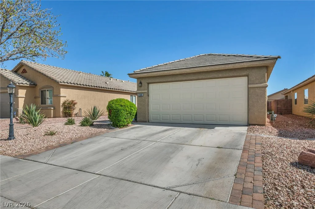 3380 Blue Ash, Las Vegas, NV 89122