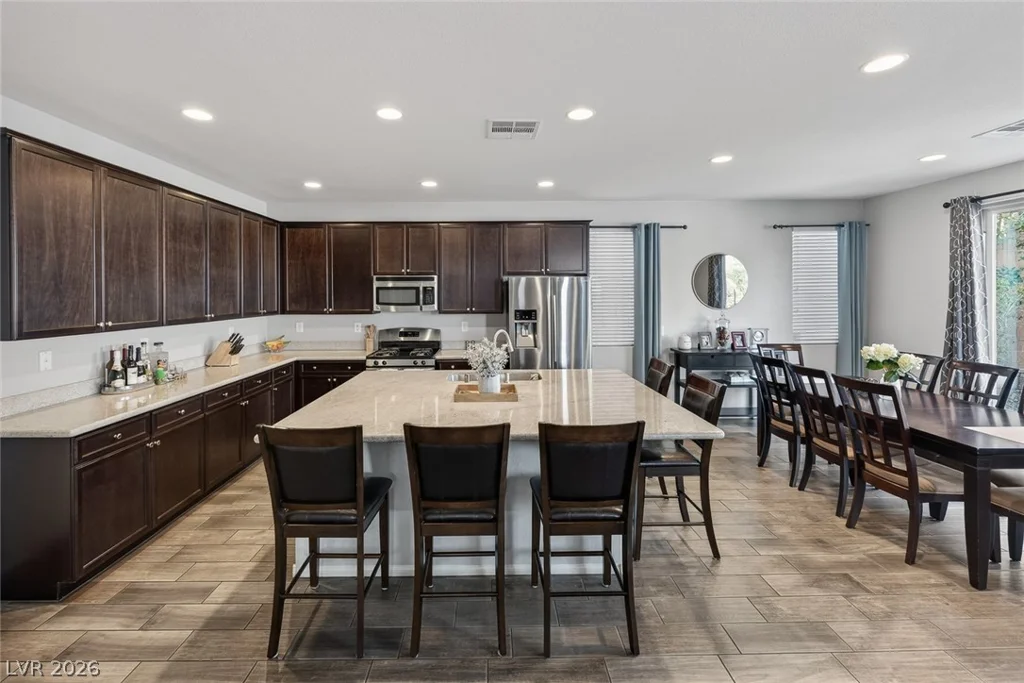 3246 Grayson Lake, Las Vegas, NV 89129