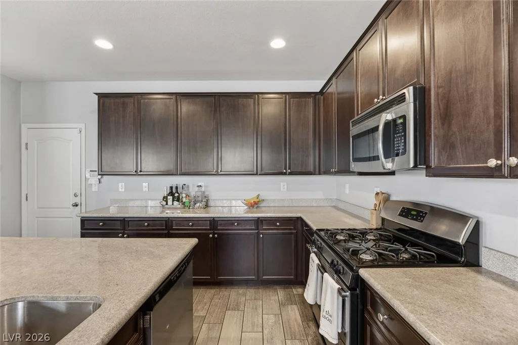 3246 Grayson Lake, Las Vegas, NV 89129
