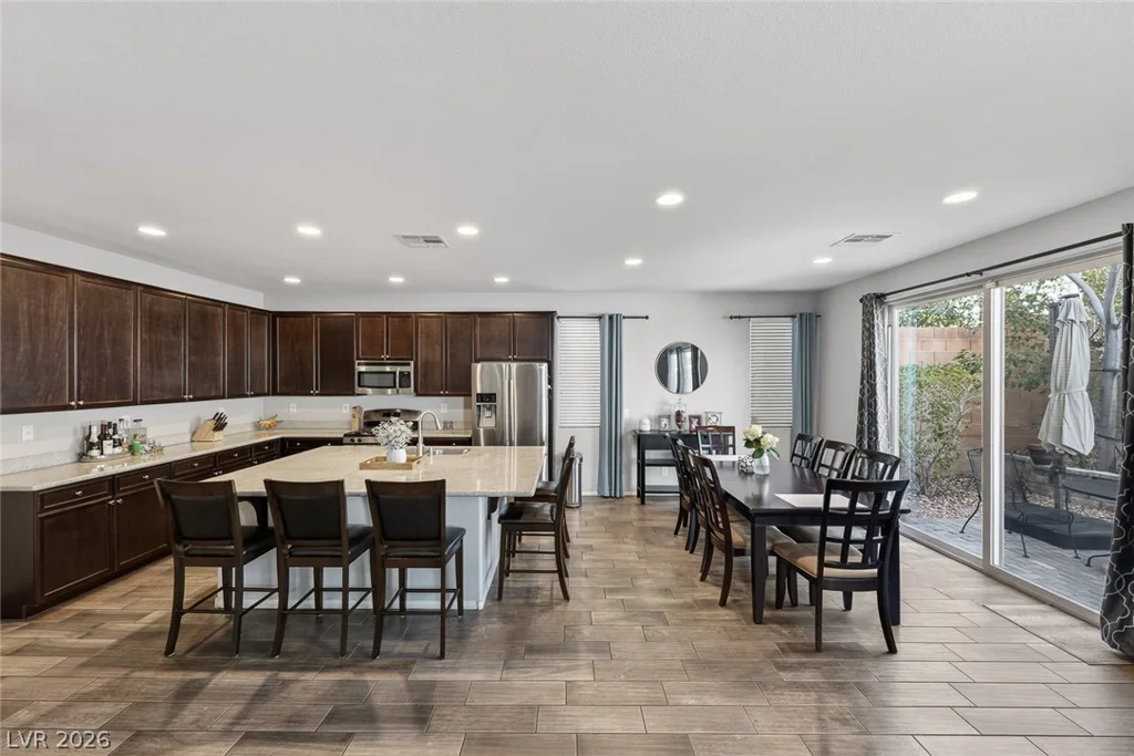 3246 Grayson Lake, Las Vegas, NV 89129
