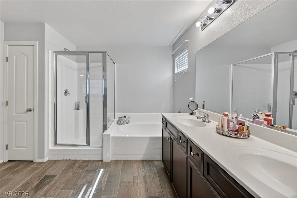 3246 Grayson Lake, Las Vegas, NV 89129