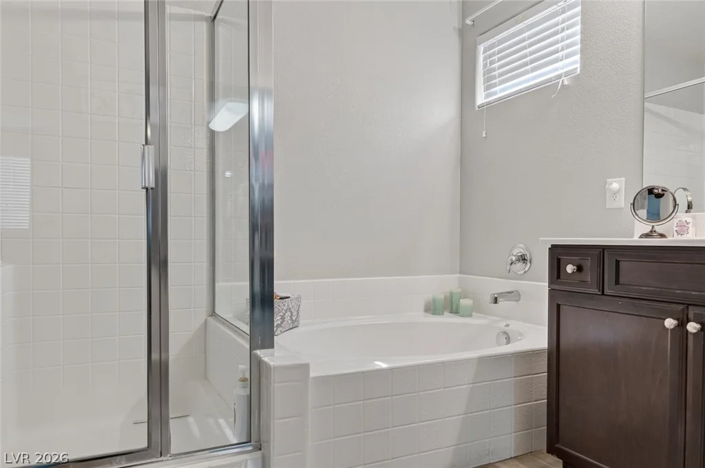 3246 Grayson Lake, Las Vegas, NV 89129