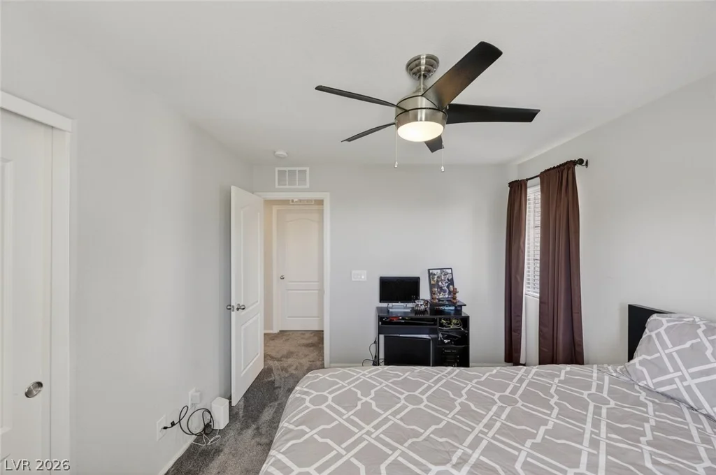 3246 Grayson Lake, Las Vegas, NV 89129